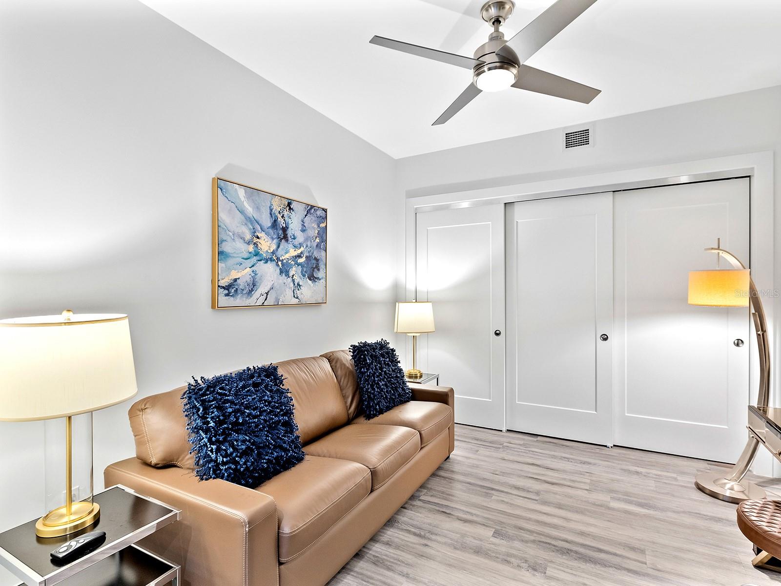 THE STRAND - Residential