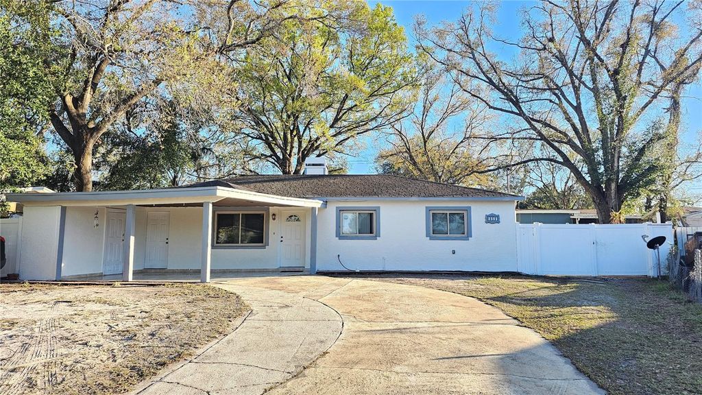 Photo of 2301 E Colby Lane, Tampa, FL 33612 (MLS # TB8479362)