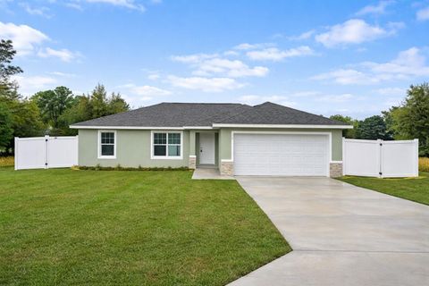Photo of 12 Pine Trace Way, Ocala, FL 34472 (MLS # OM721718)