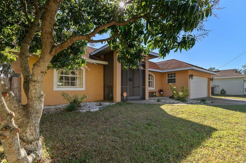 Photo of 2116 30th Avenue E, Bradenton, FL 34208 (MLS # A4682300)