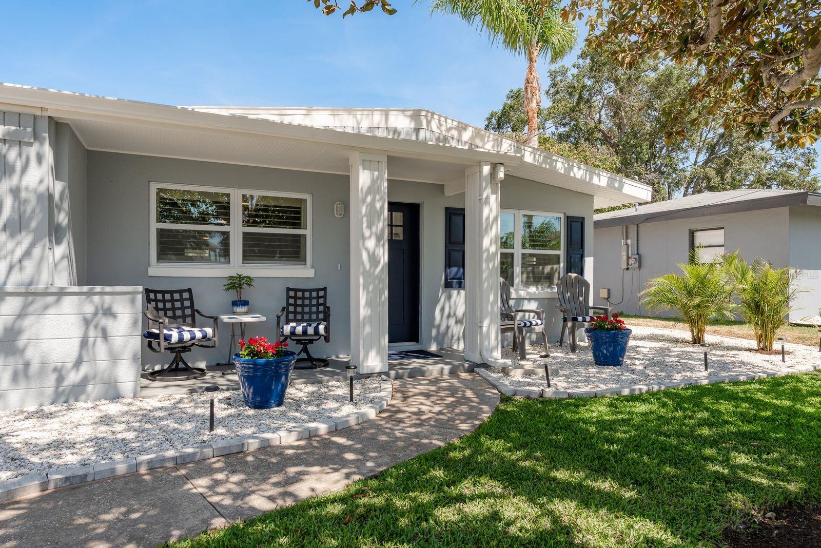 2271 CAROLYN DRIVE