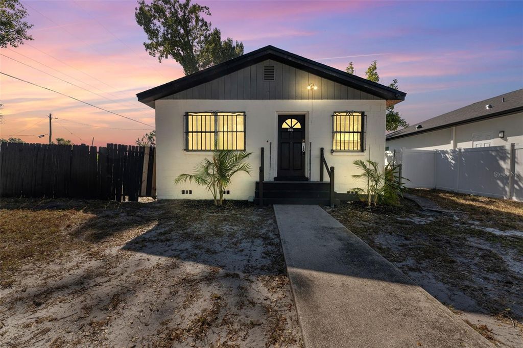 Photo of 3102 W Leroy Street #A, Tampa, FL 33607 (MLS # TB8430743)