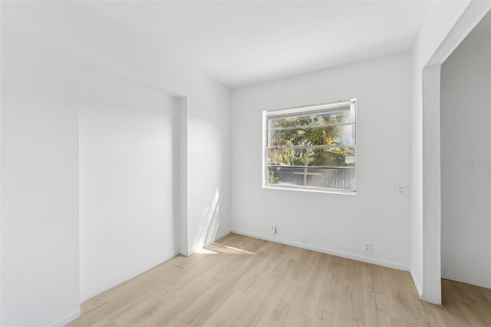 DREWS JOHN H 1ST EXT - Residential