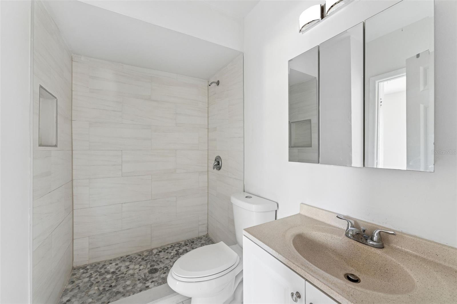 DREWS JOHN H 1ST EXT - Residential