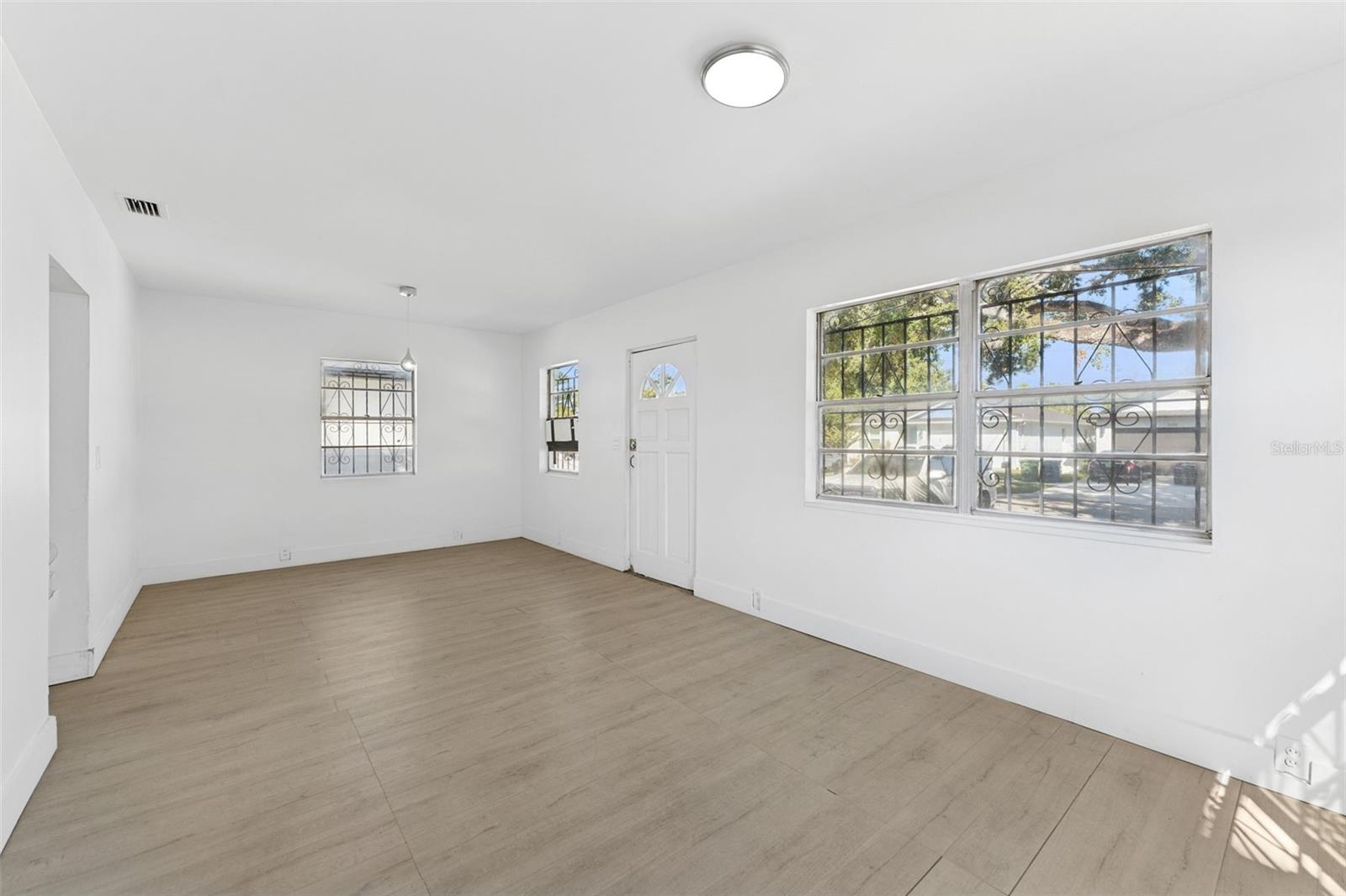 DREWS JOHN H 1ST EXT - Residential