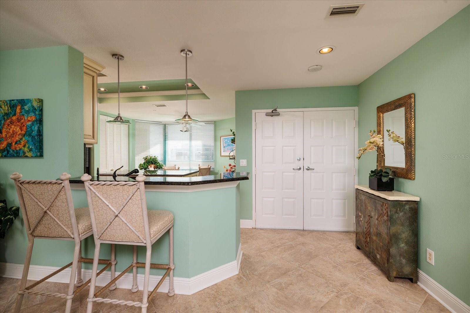 ULTIMAR THREE CONDO - Residential