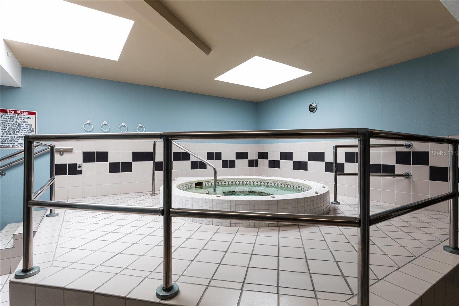 ULTIMAR THREE CONDO - Residential