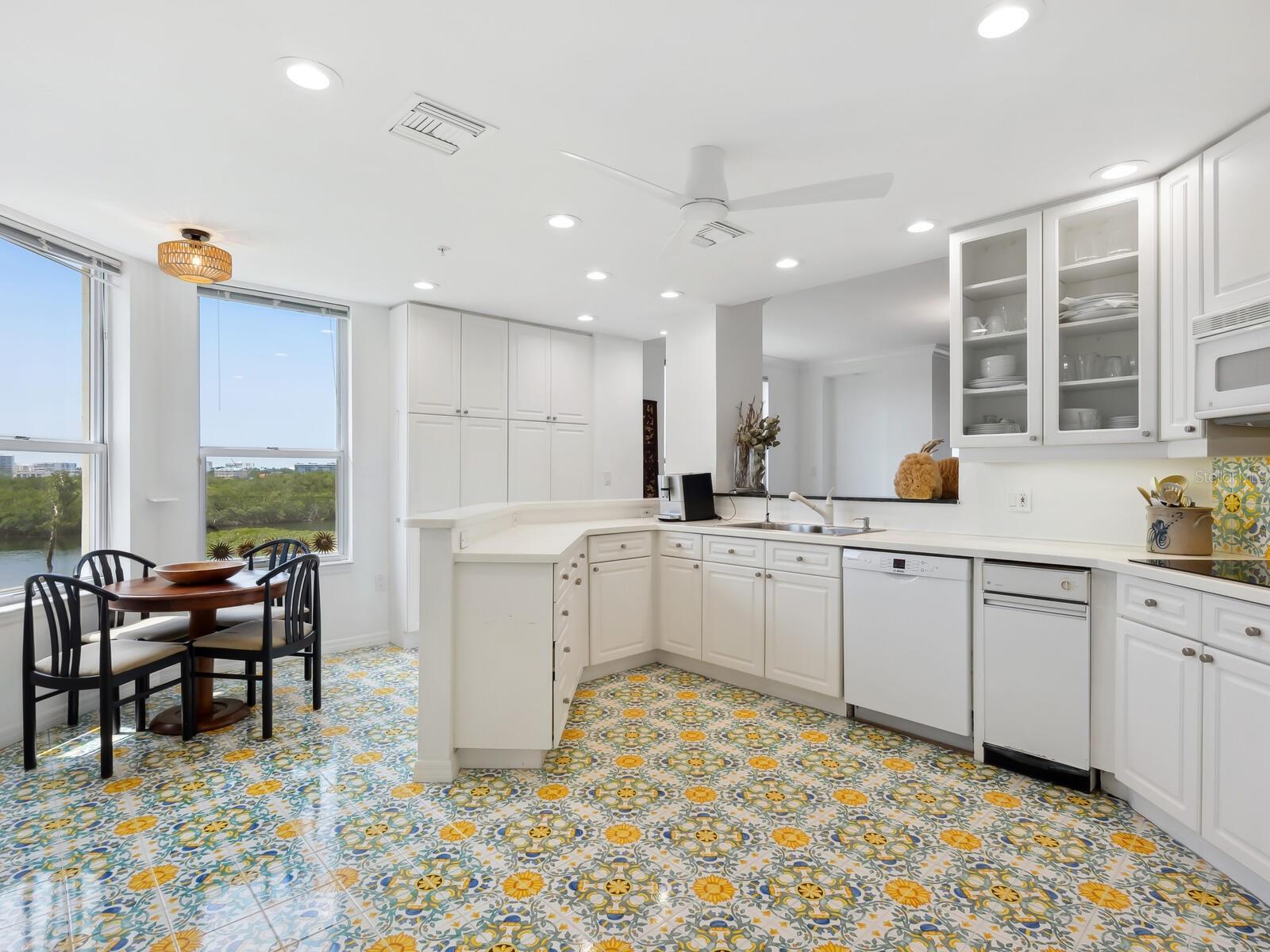 EAGLES POINT AT THE LANDINGS 2 - Residential