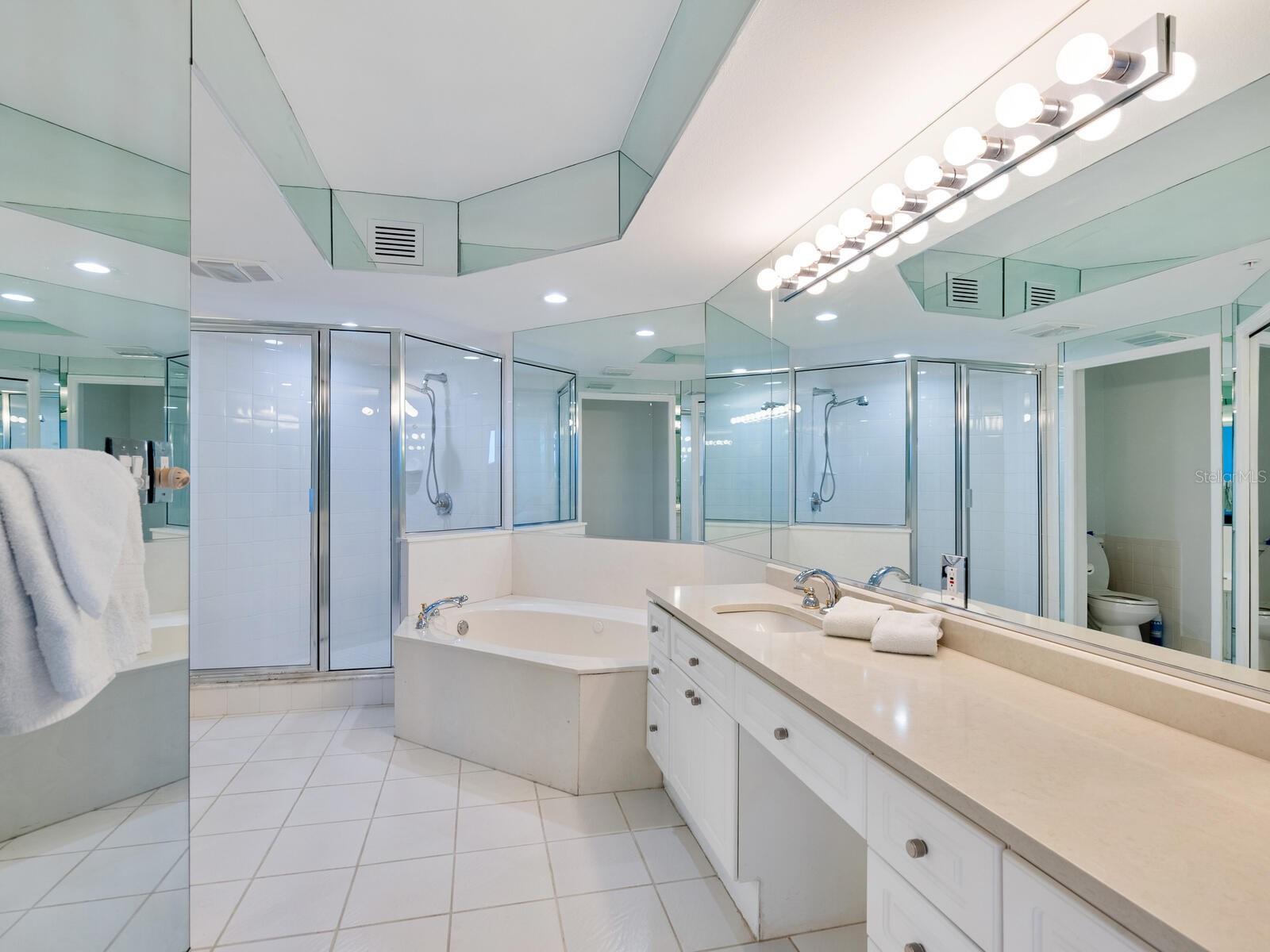 EAGLES POINT AT THE LANDINGS 2 - Residential