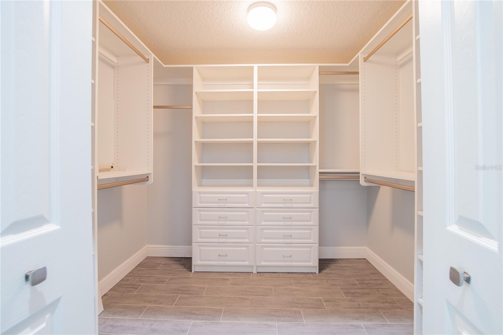 TWIN LAKES PARCELS A2 & B2 - Residential