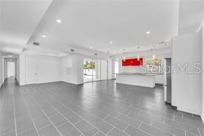 4524 RIVERWOOD AVENUE