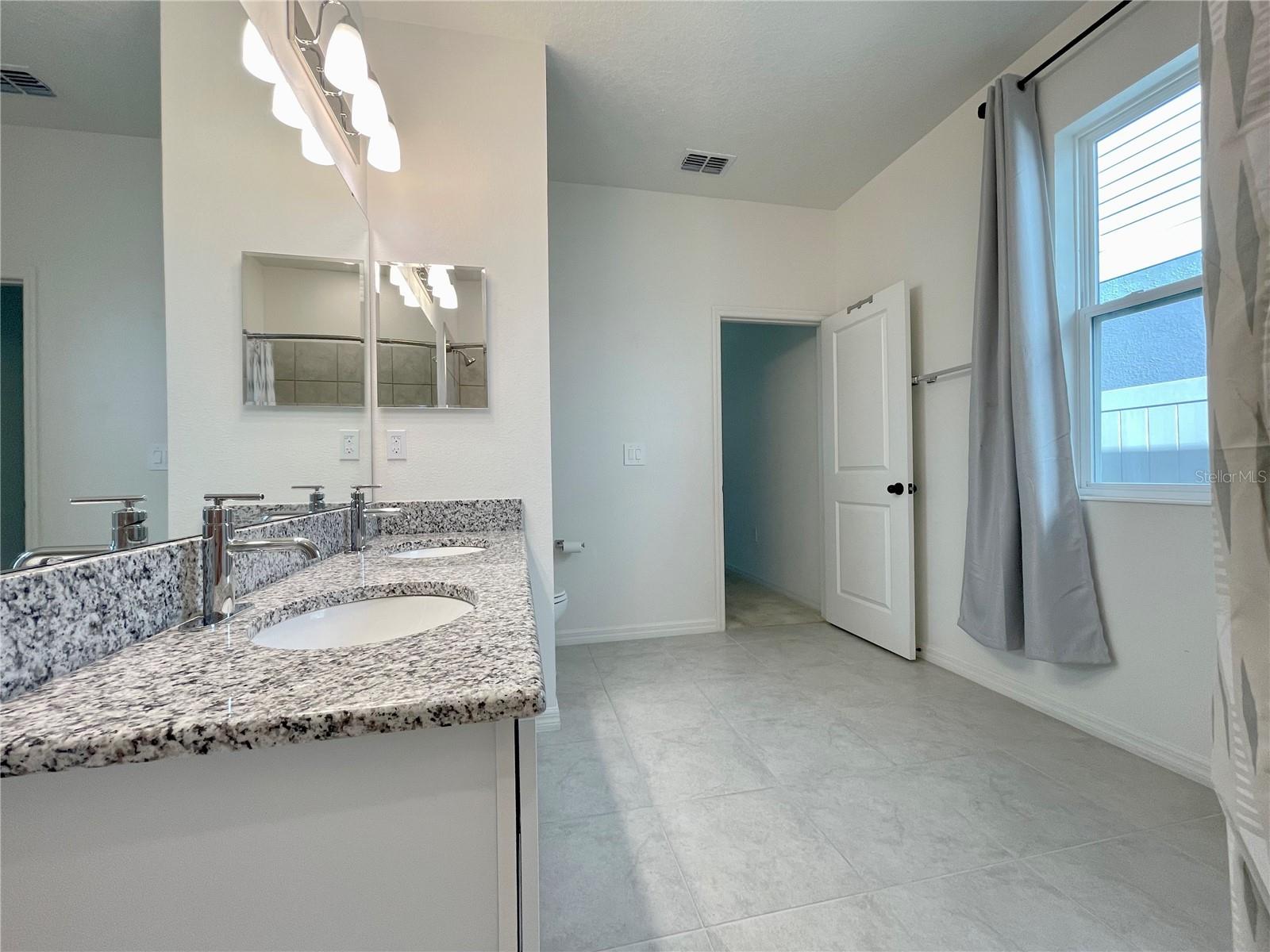 AVAUNCE - Residential Lease