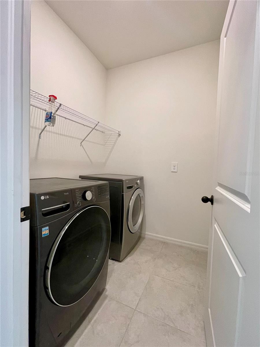 AVAUNCE - Residential Lease