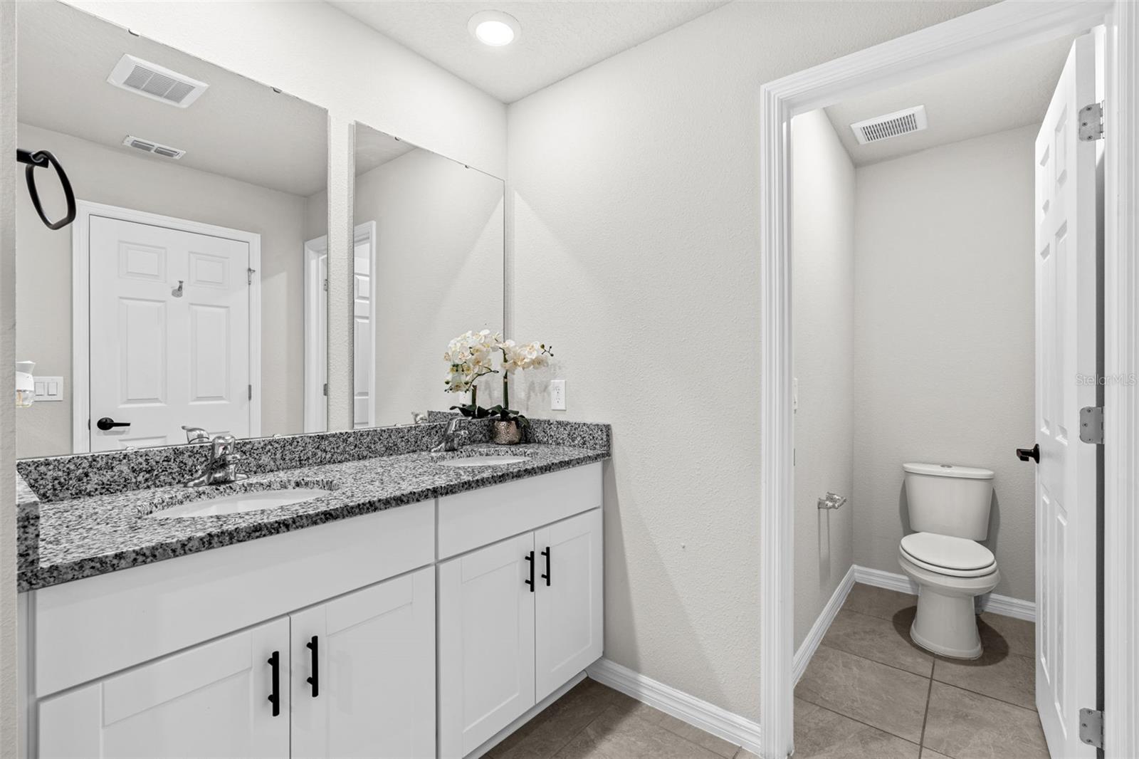 GREENS/FRST LAKE PH 2 - Residential