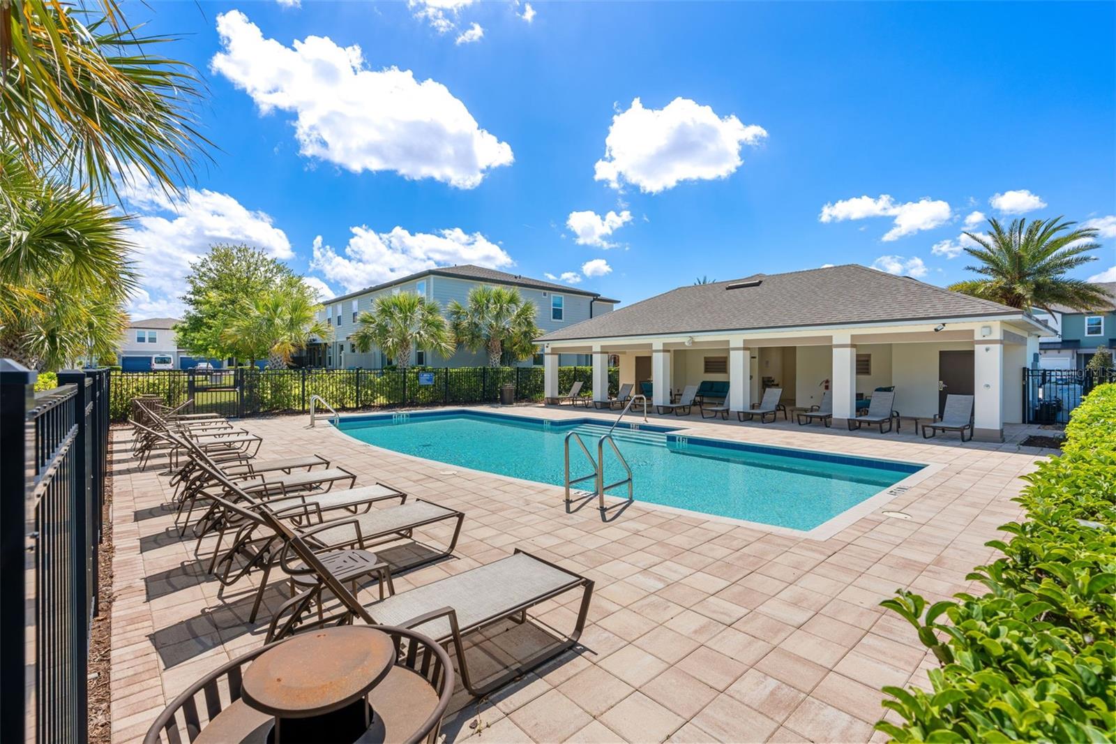 GREENS/FRST LAKE PH 2 - Residential