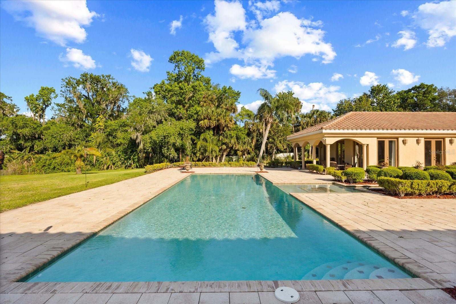 LAKE JESSUP - Residential