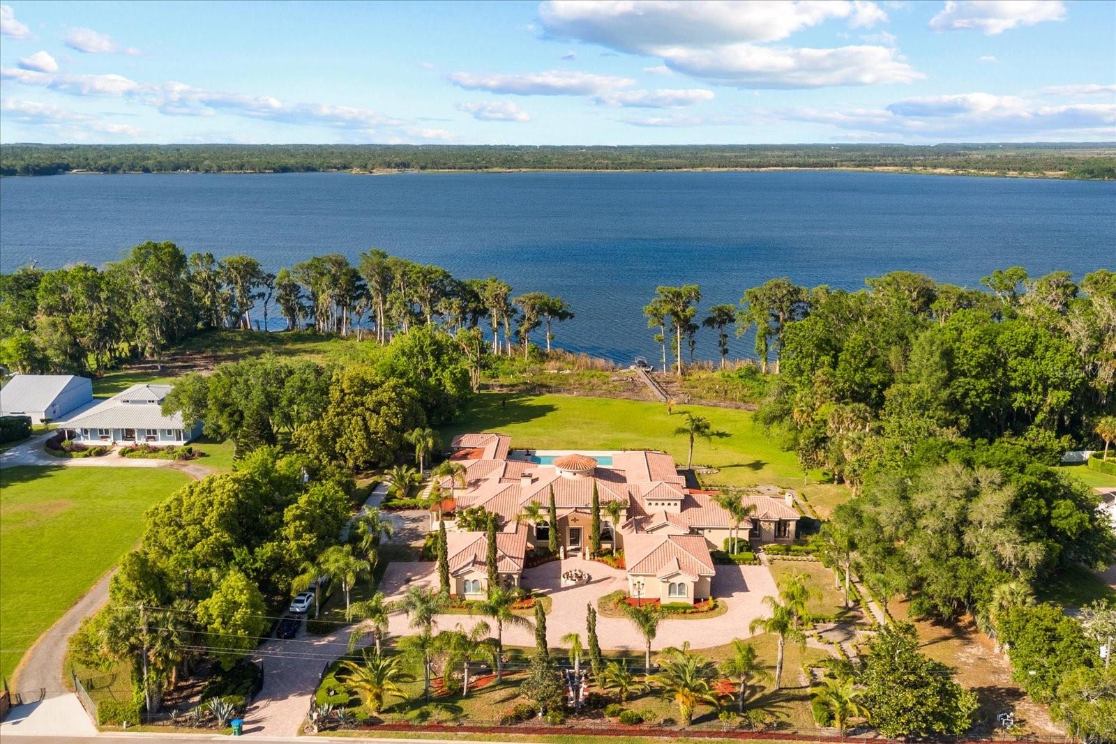 LAKE JESSUP - Residential