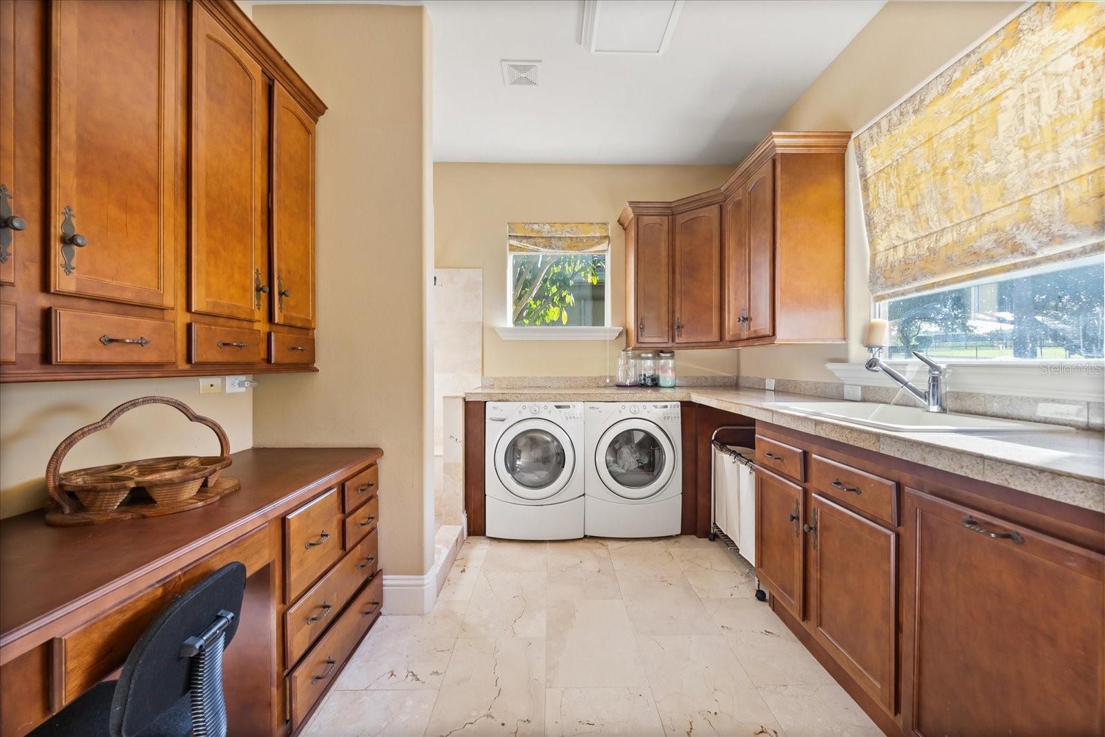 LAKE JESSUP - Residential