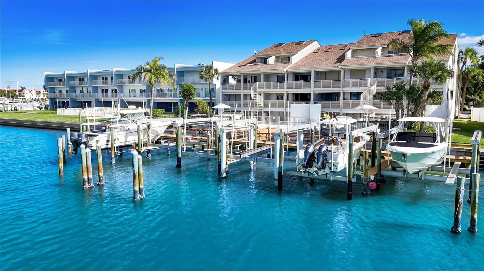 STILLWATER CONDO - Residential