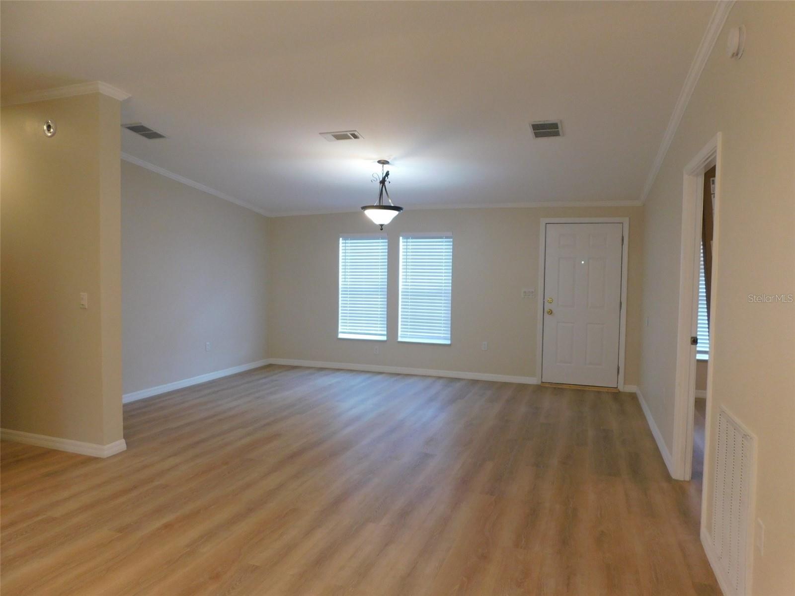 RIDGEWOOD - Residential