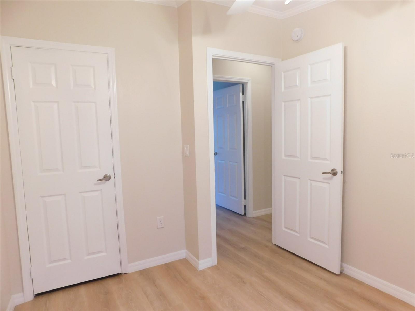 RIDGEWOOD - Residential