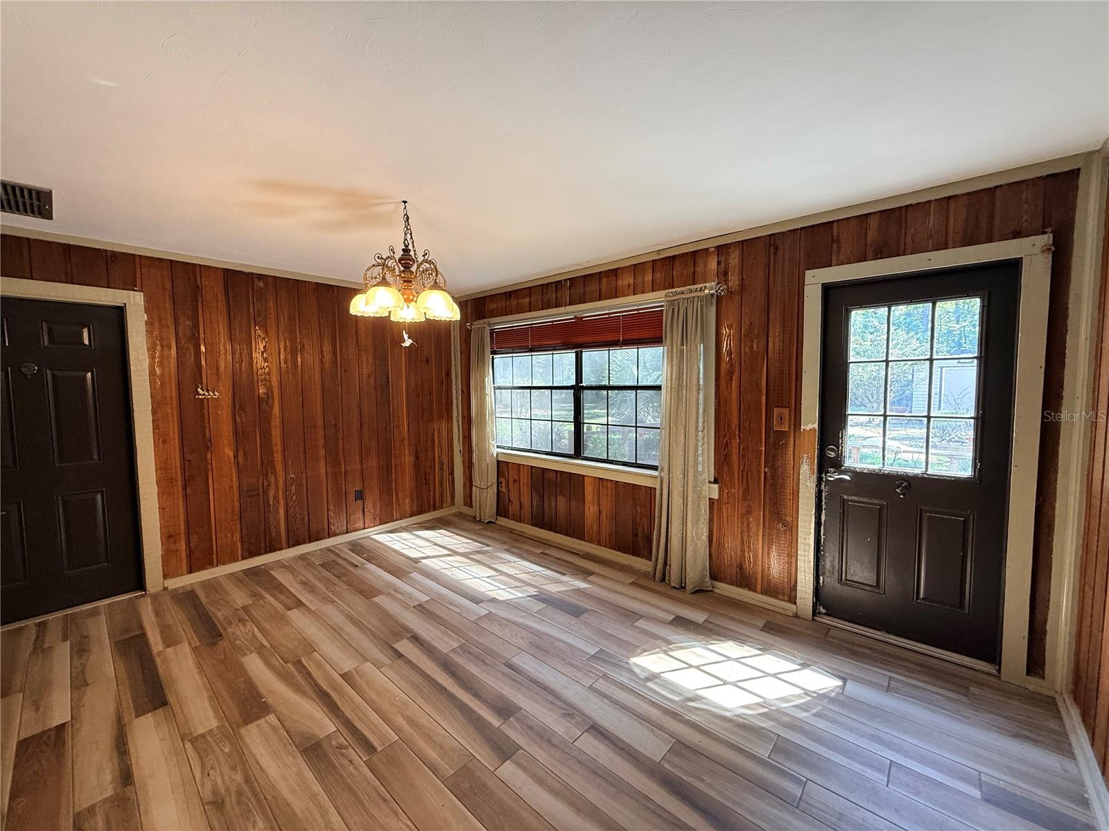 SPRING FOREST - Residential