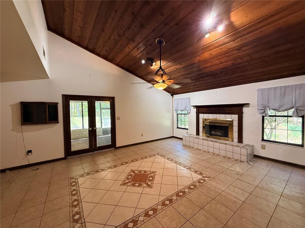 Photo of 6021 NW 57th Way, Gainesville, FL 32653 (MLS # GC539145)