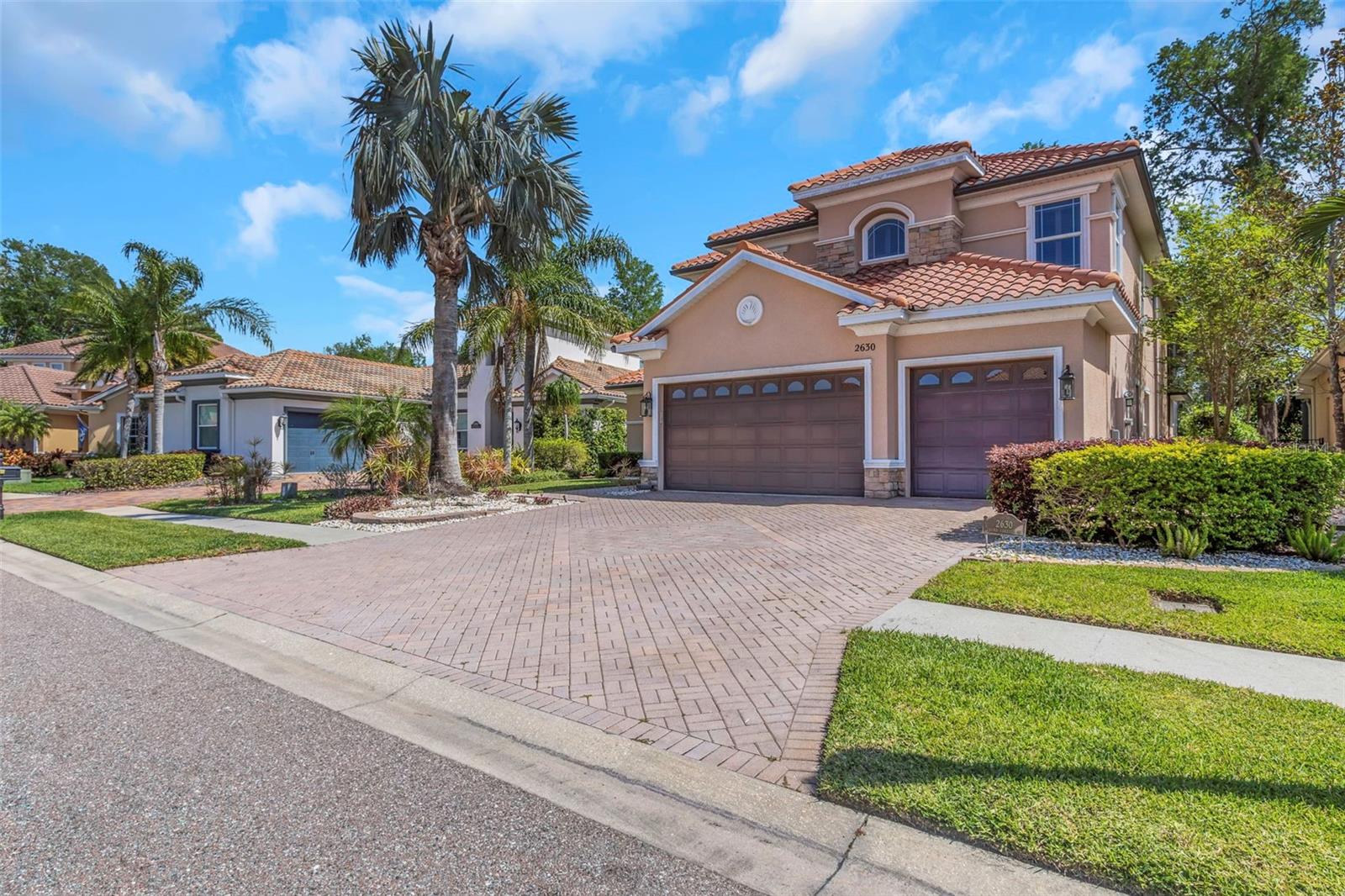 2630 GRAND LAKESIDE DRIVE
