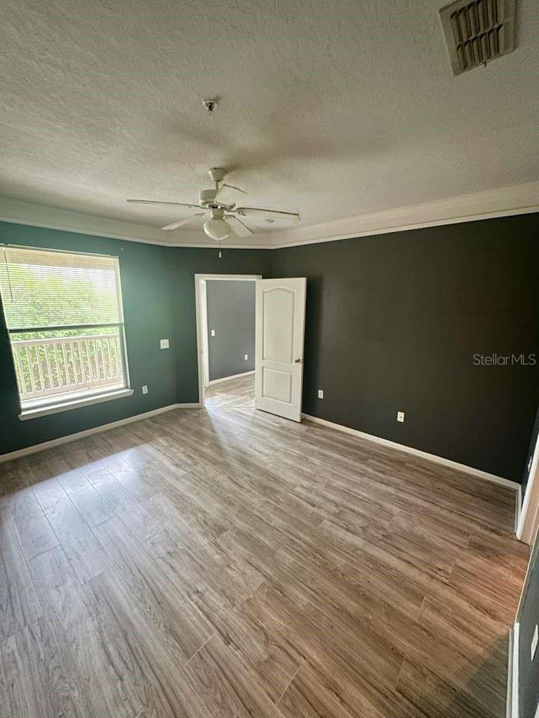 MIRABELLA - Residential Lease