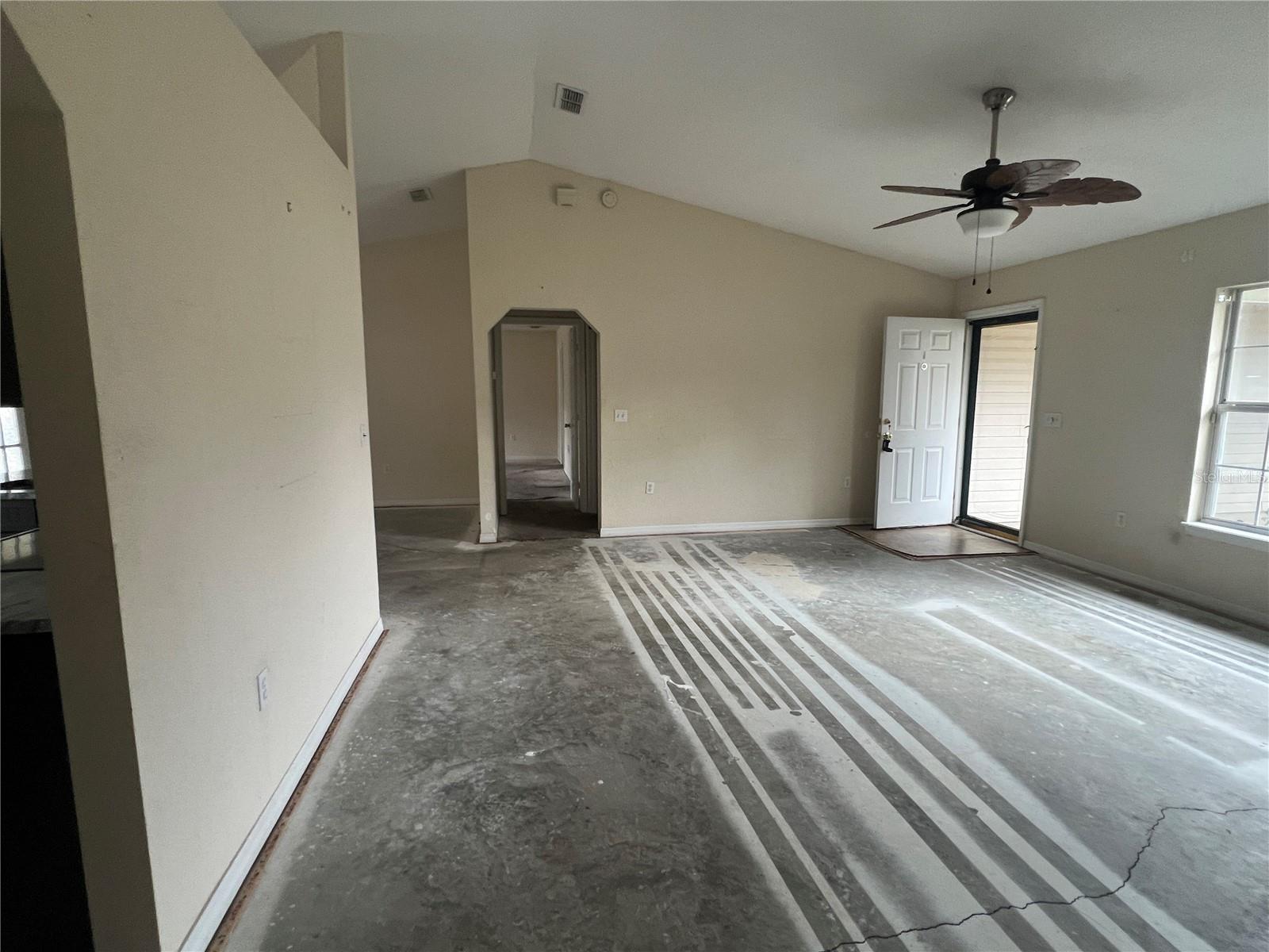 SLVR SPGS SH N - Residential