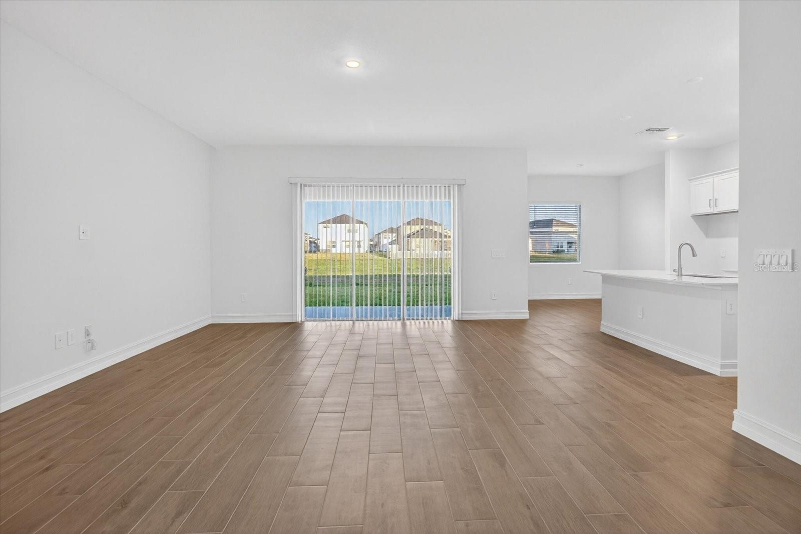 STONEGATE PRESERVE - Residential Lease