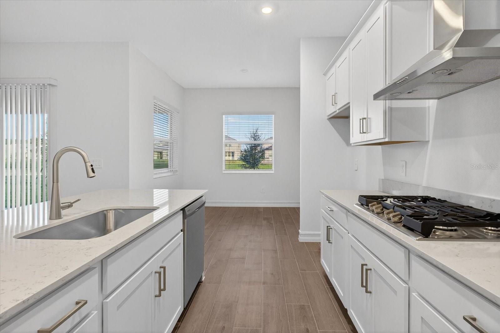 STONEGATE PRESERVE - Residential Lease