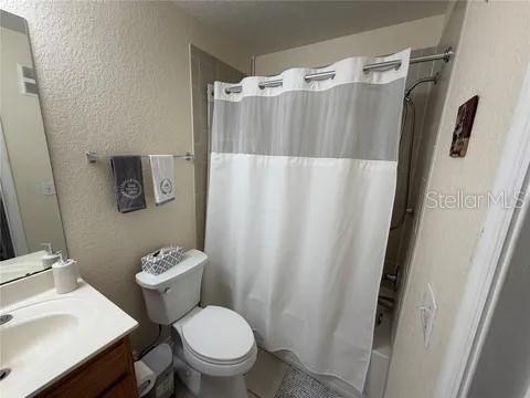 BAY POINTE AT CORTEZ PH 2-6 - Residential Lease