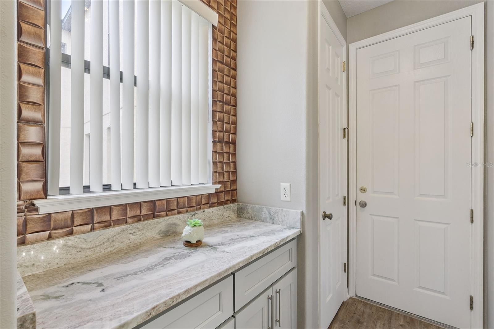 EAST PARK NBRHD 05 - Residential