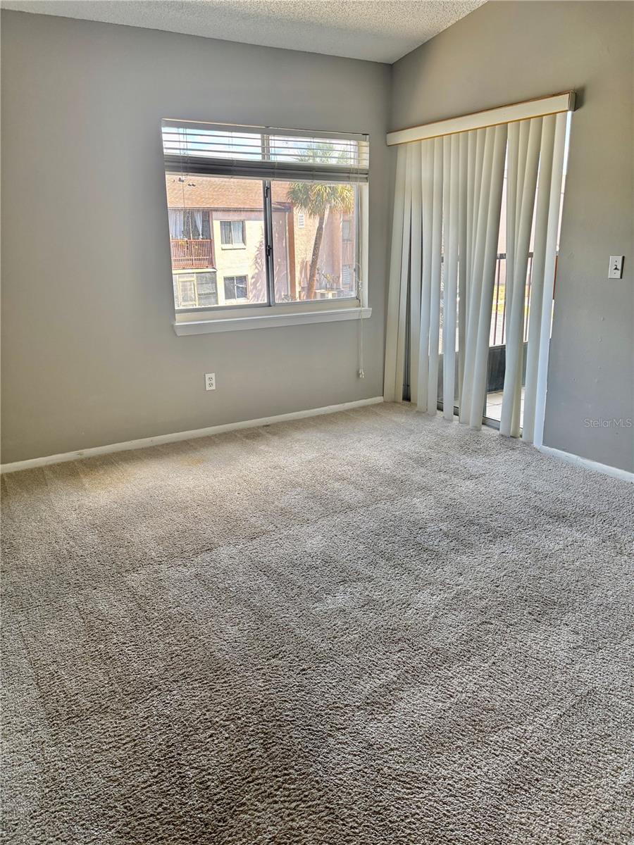 LEMON TREE CONDO SEC 06 CANYON - Residential