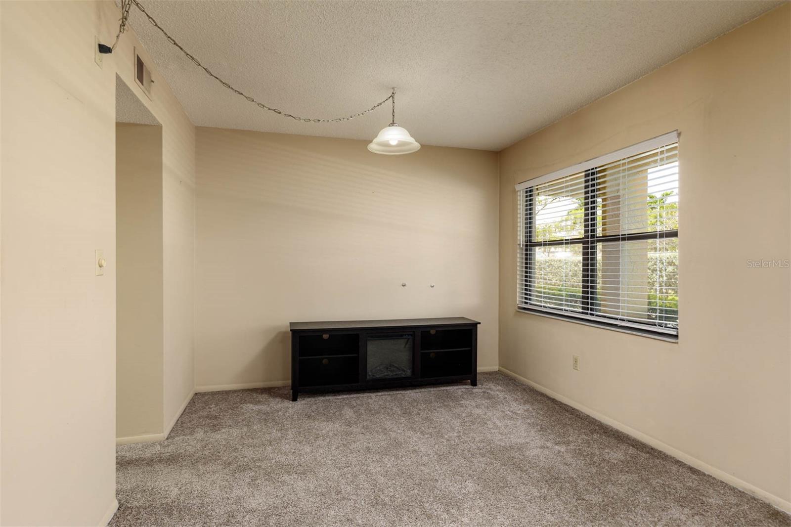 WINSTON PARK NORTHEAST - Residential