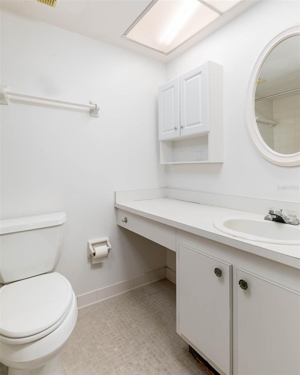 WINSTON PARK NORTHEAST - Residential