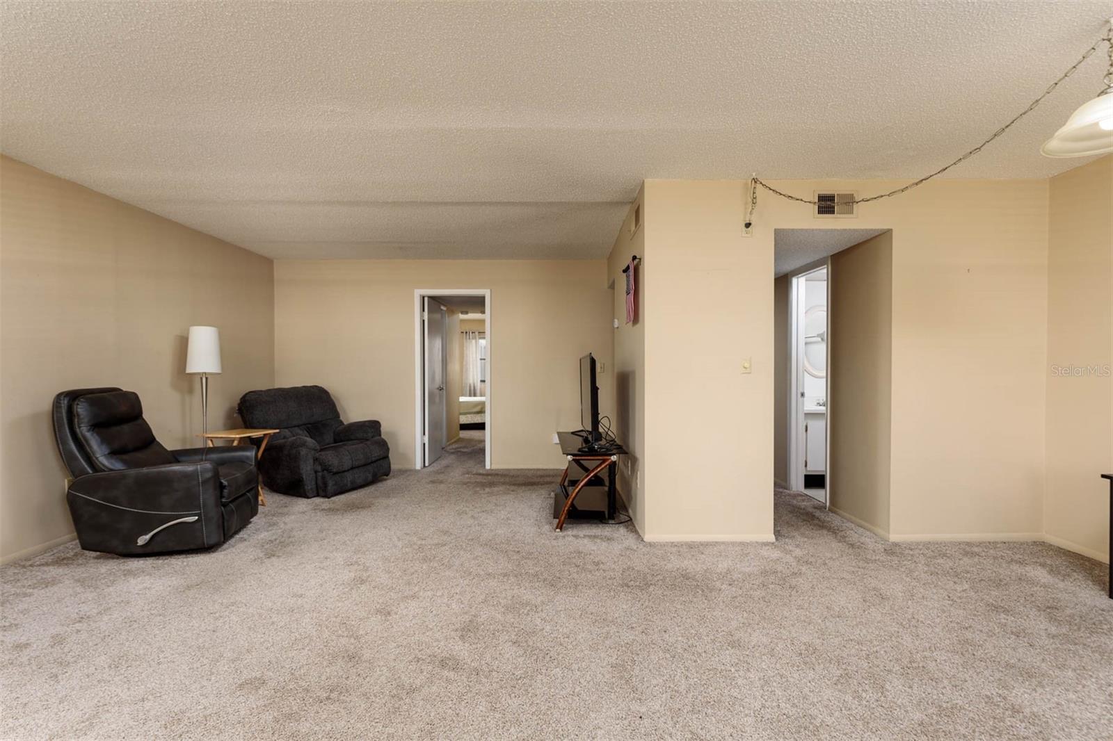 WINSTON PARK NORTHEAST - Residential