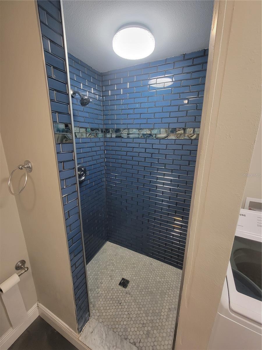 BEACON SQUARE - Residential