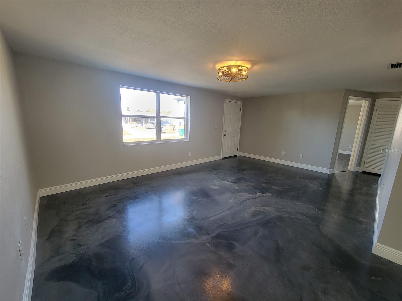 BEACON SQUARE - Residential