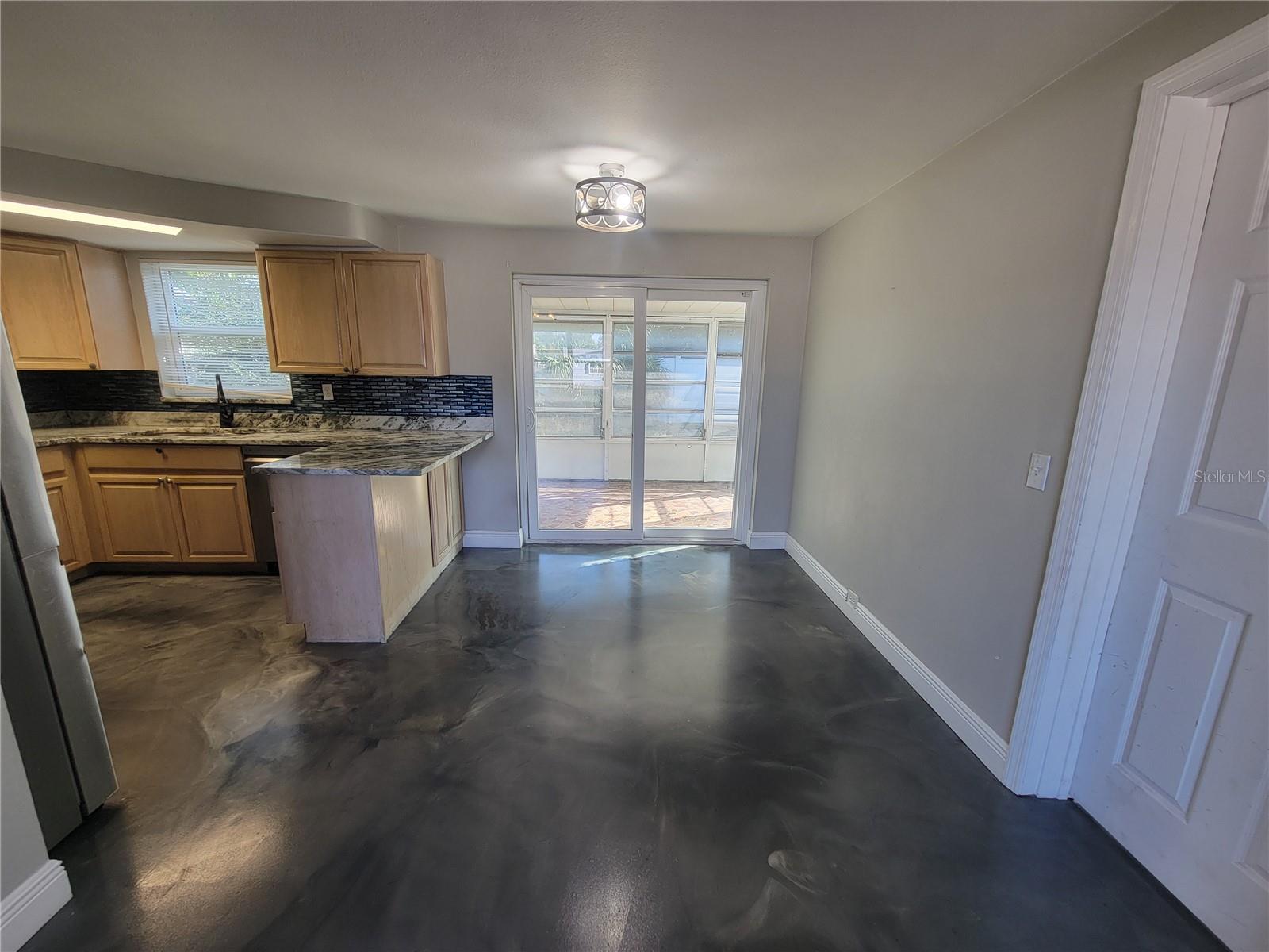 BEACON SQUARE - Residential