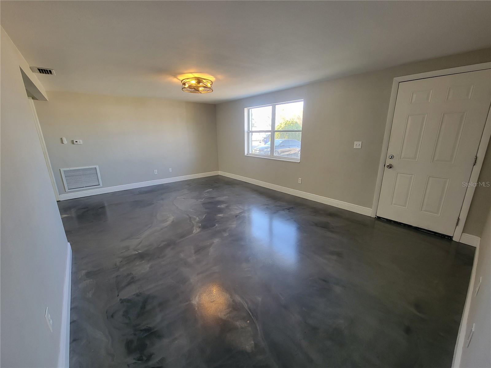 BEACON SQUARE - Residential