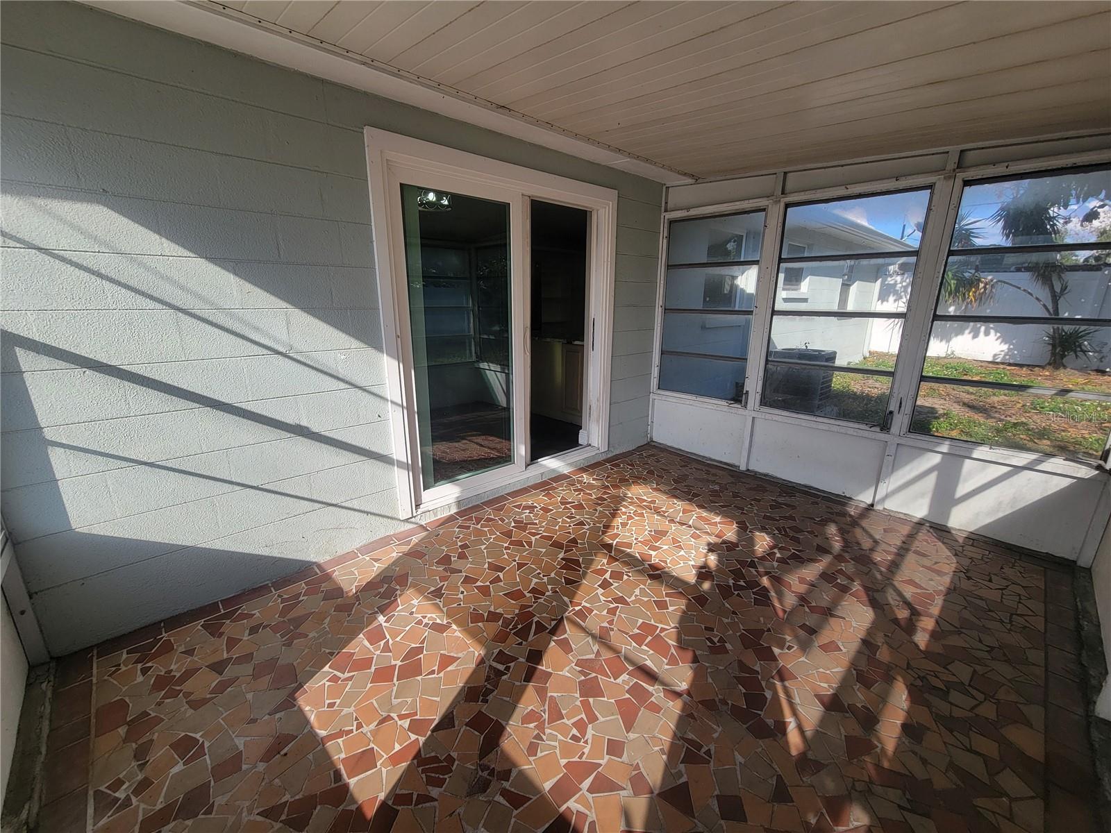 BEACON SQUARE - Residential