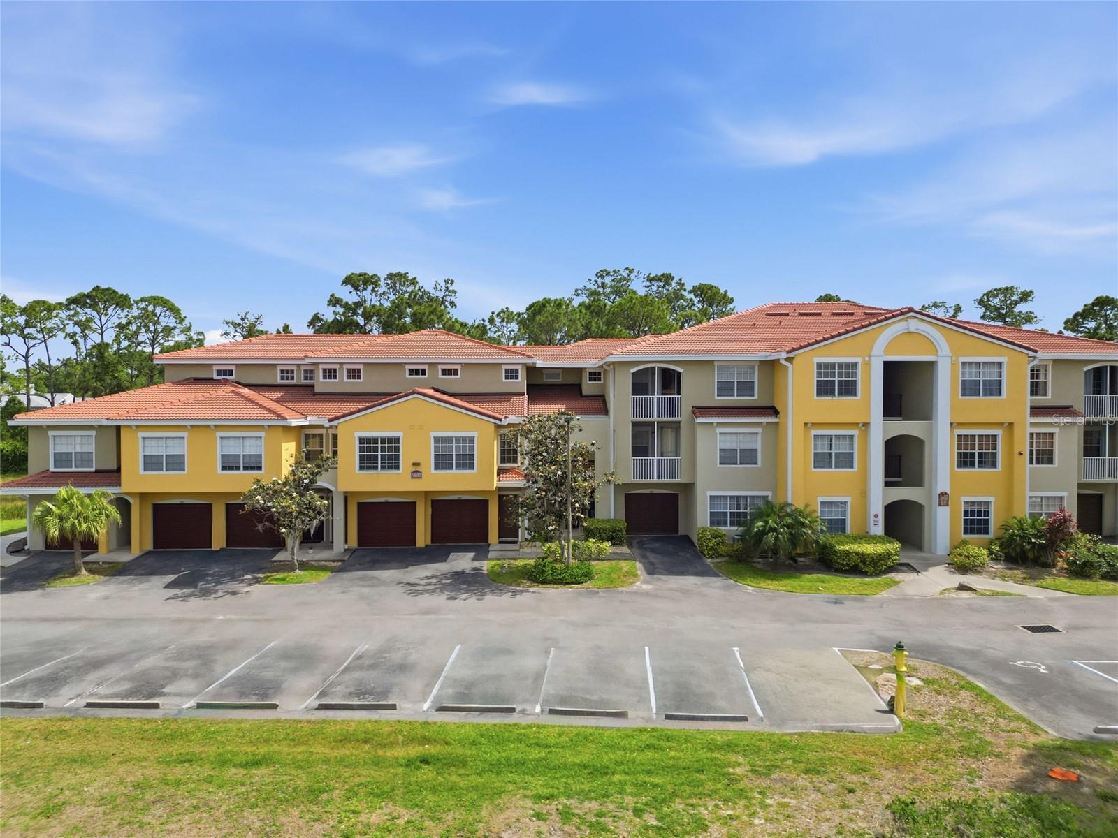 LAS PALMAS OF SARASOTA - Residential