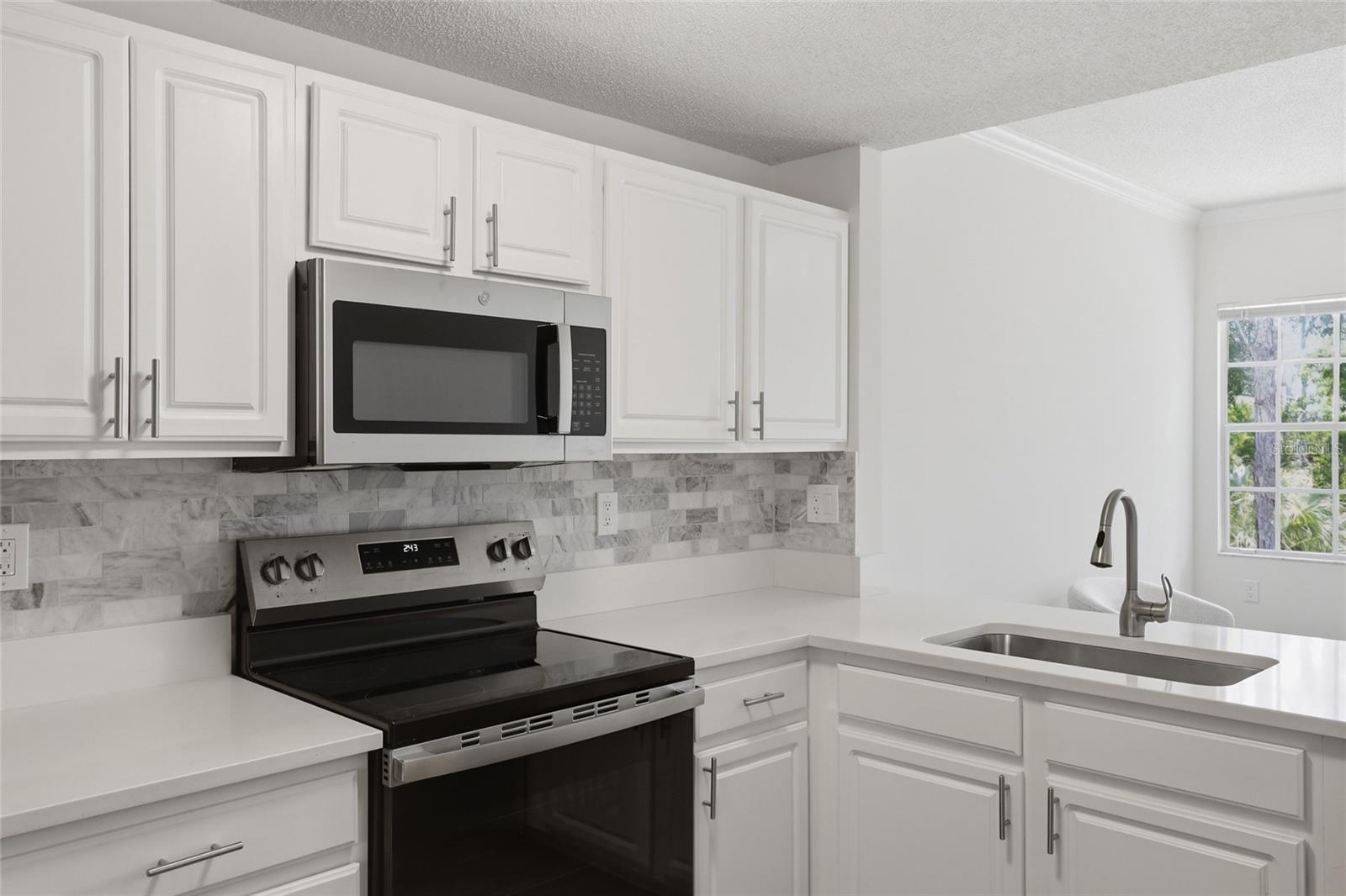 LAS PALMAS OF SARASOTA - Residential