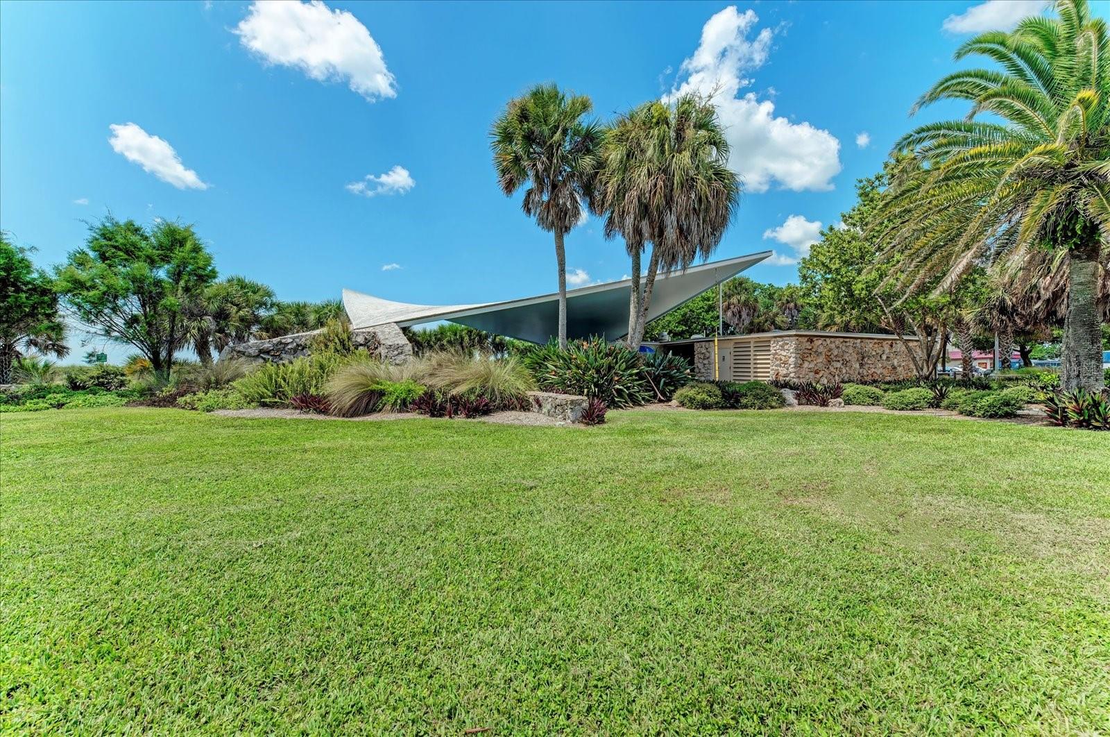 COVE POINTE - Residential