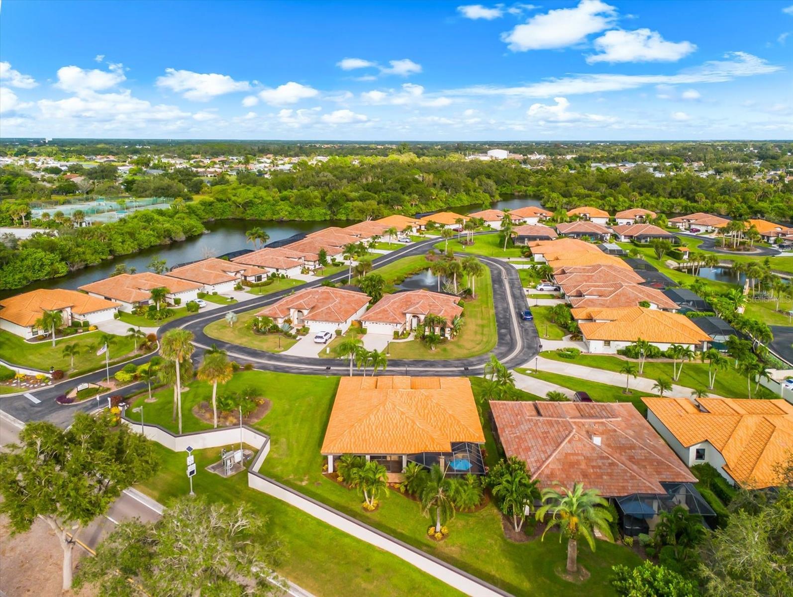 COVE POINTE - Residential