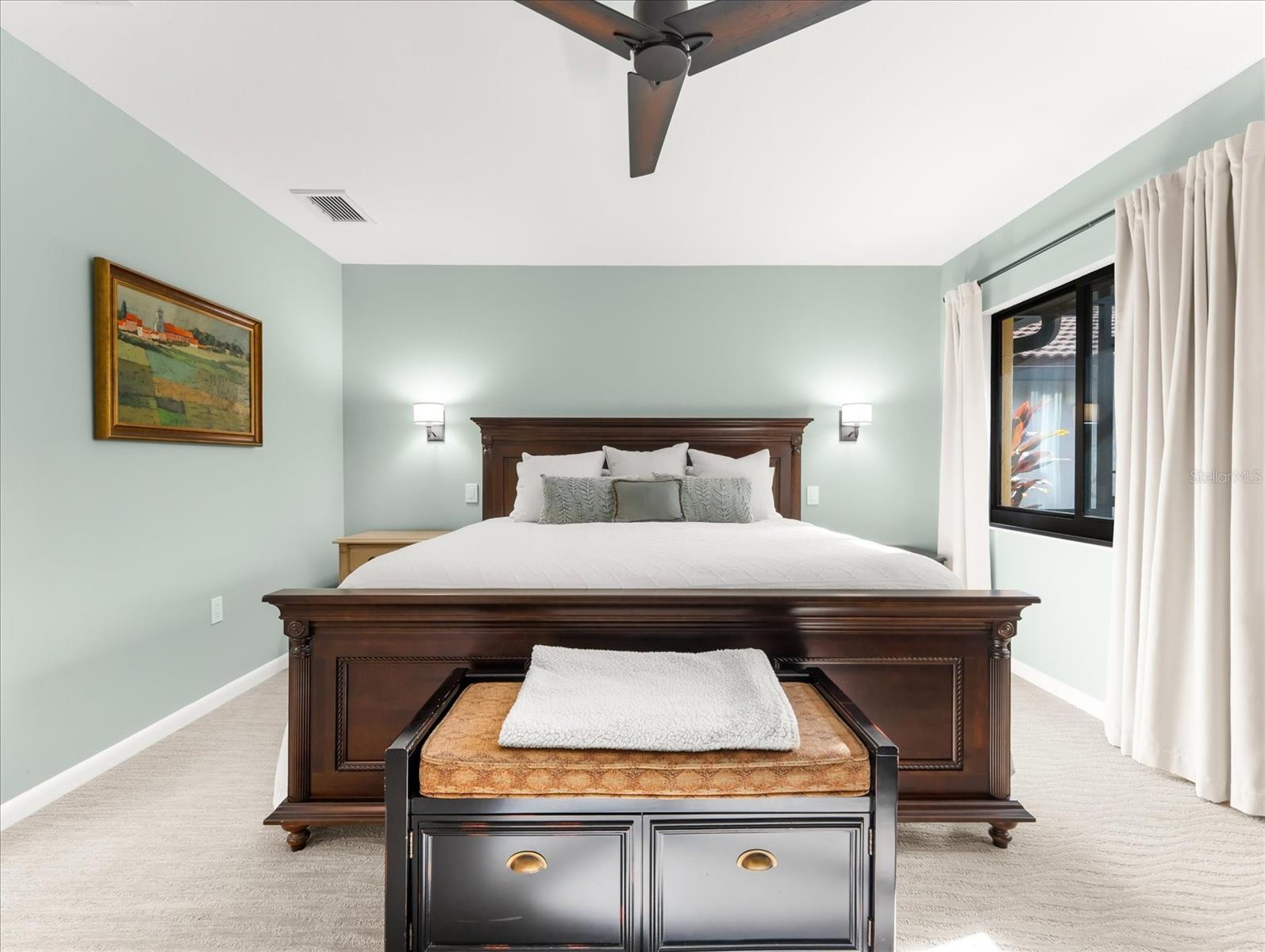 COVE POINTE - Residential