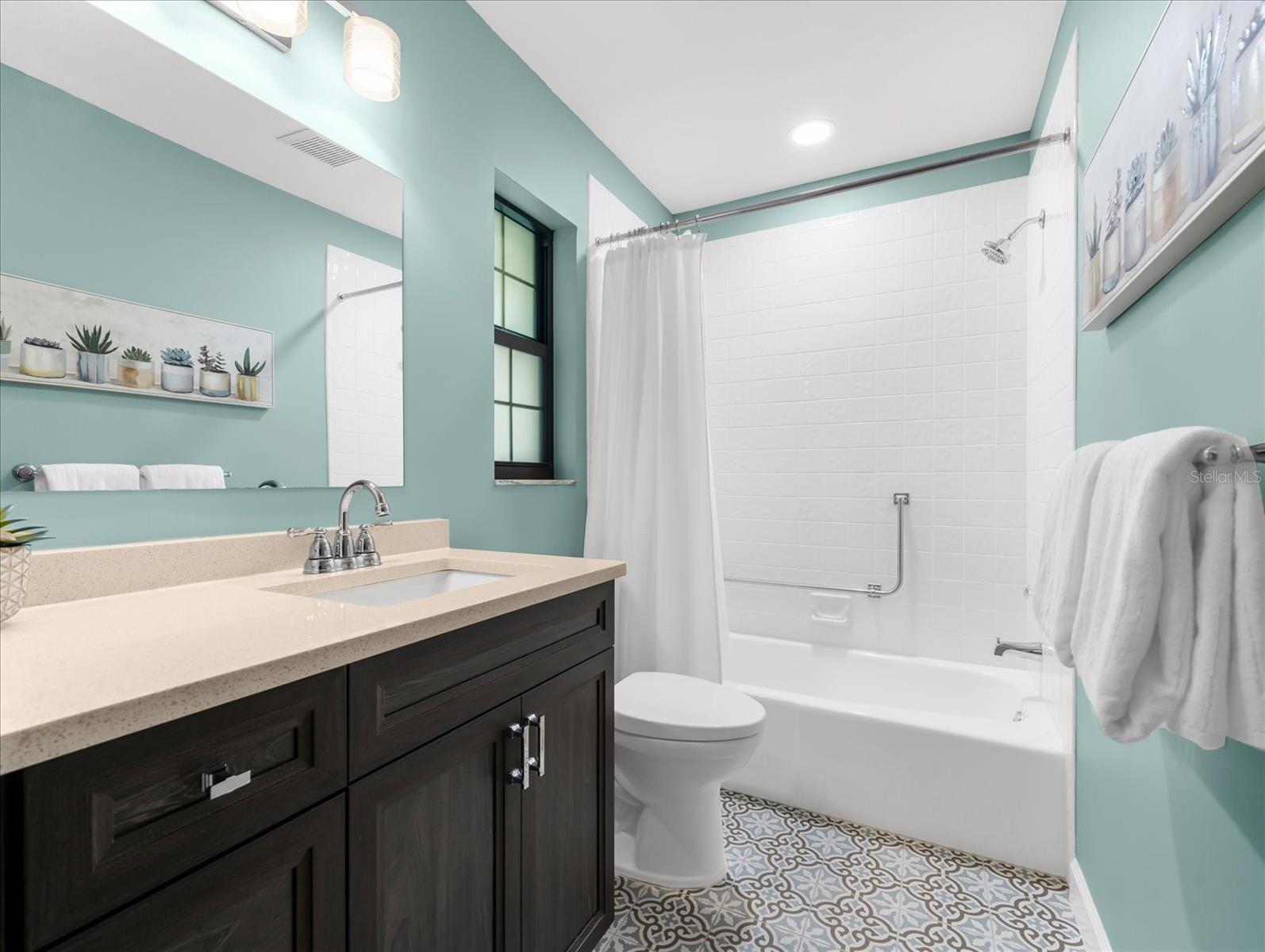 COVE POINTE - Residential