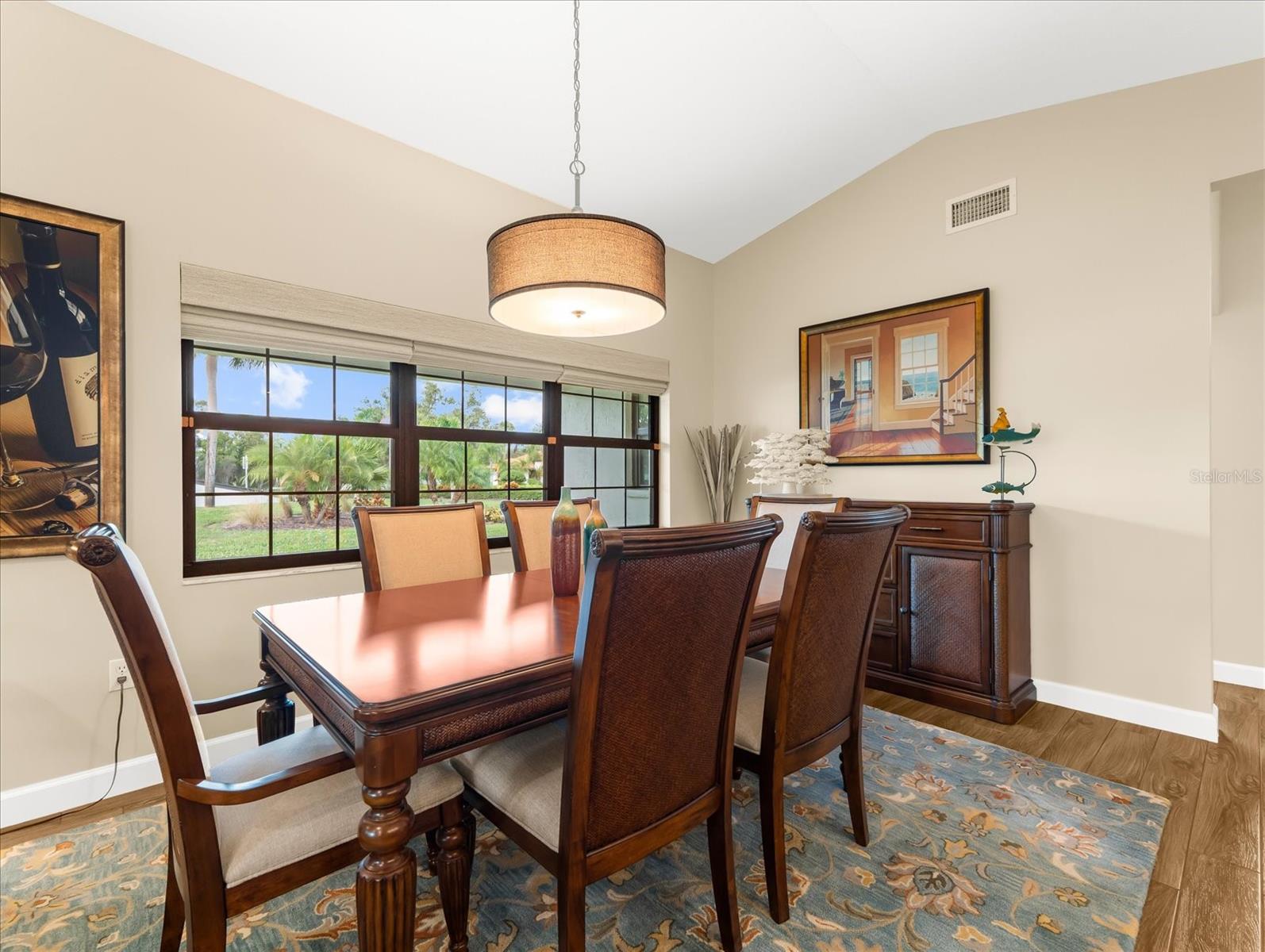 COVE POINTE - Residential